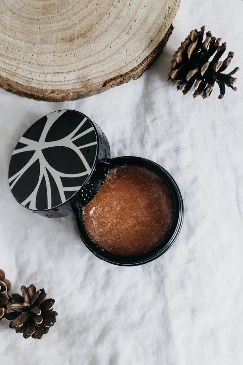 Création de notre Soin Exfoliant de Valambrun Cosmétiques